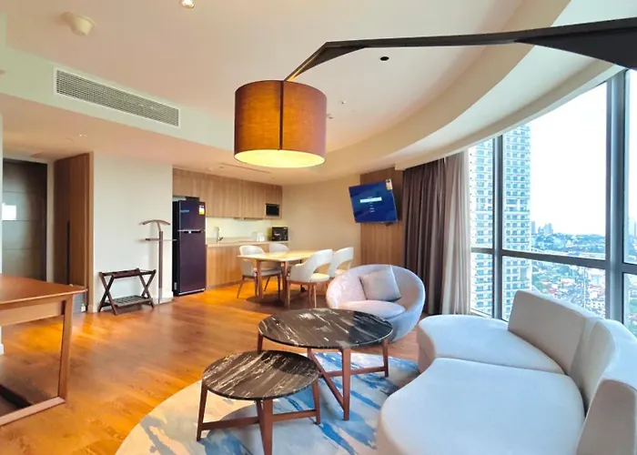 Residences - Novotel At Acqua Aparthotel Manila