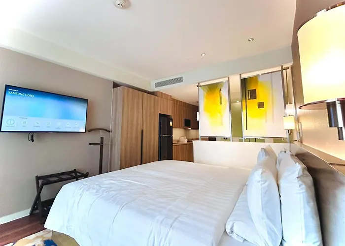 Aparthotel Residences - Novotel At Acqua Manila