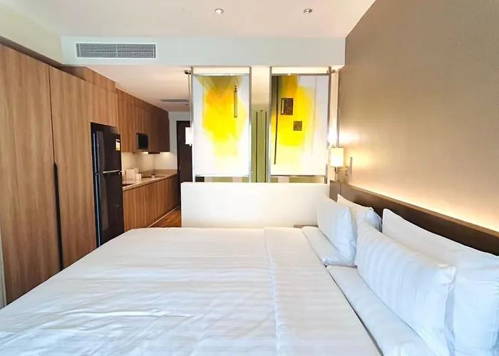 Aparthotel Residences - Novotel At Acqua Manila