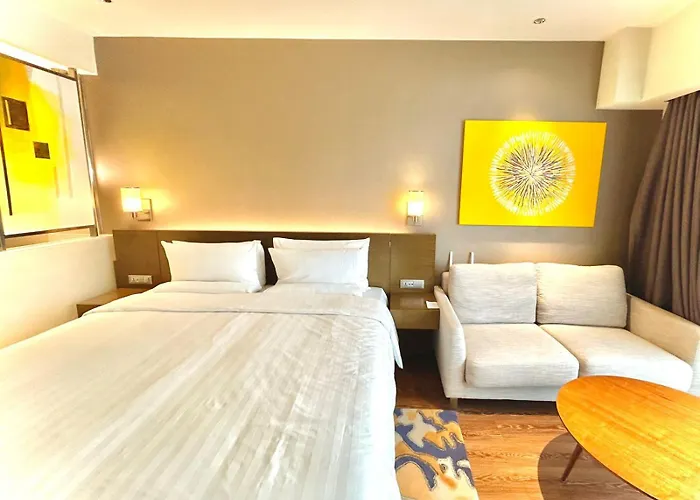 Residences - Novotel At Acqua 3* Manila