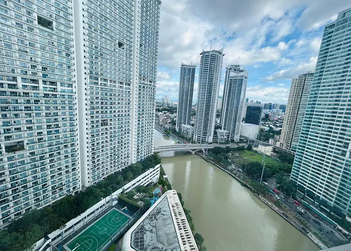 Residences - Novotel At Acqua 3* Manila