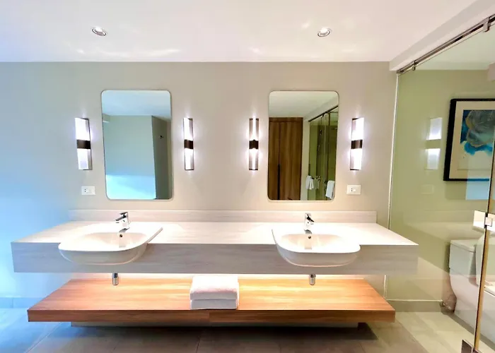 Residences - Novotel At Acqua Aparthotel 3*